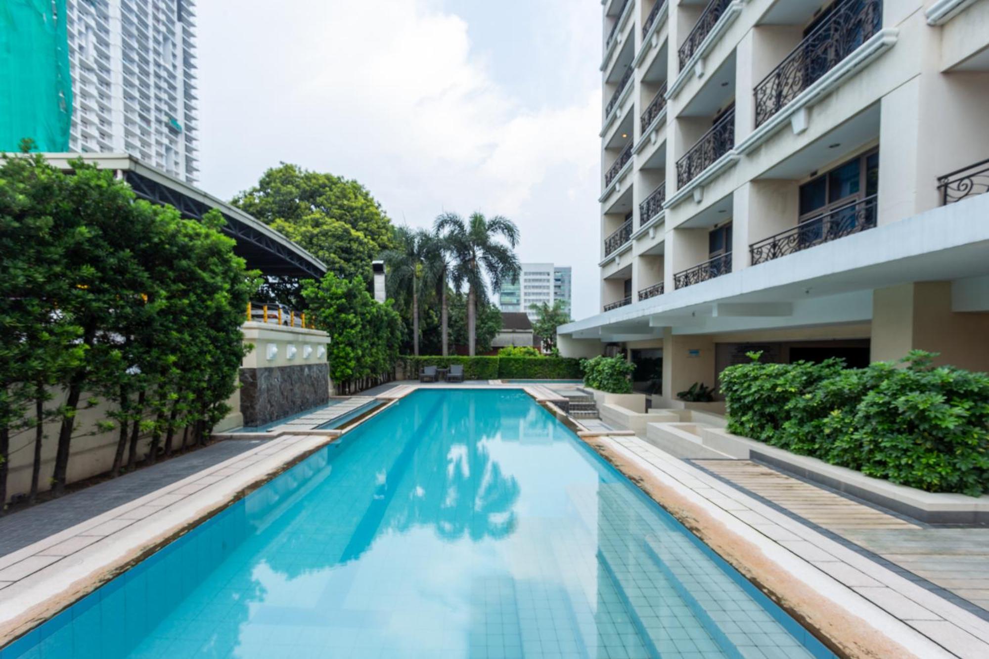 La Breza Hotel Quezon City Extérieur photo